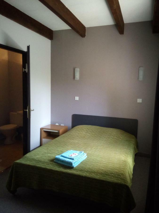 Mas Du Colombier Bed & Breakfast Saint-Andre-les-Alpes Bagian luar foto