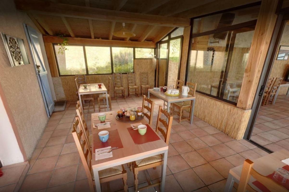 Mas Du Colombier Bed & Breakfast Saint-Andre-les-Alpes Bagian luar foto