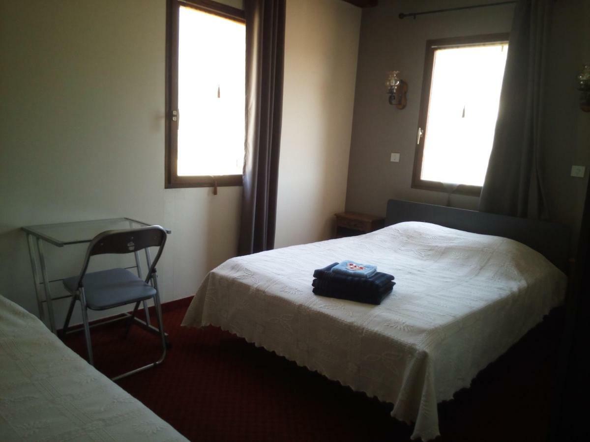 Mas Du Colombier Bed & Breakfast Saint-Andre-les-Alpes Bagian luar foto