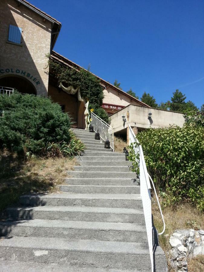 Mas Du Colombier Bed & Breakfast Saint-Andre-les-Alpes Bagian luar foto